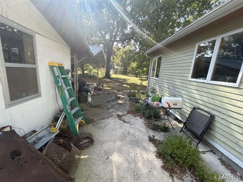 Photo of 805 Morris Avenue