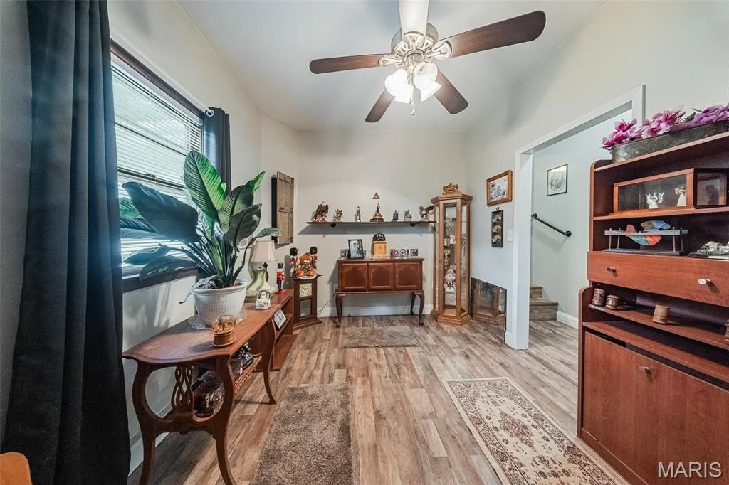 Photo of 435 Forest Lane