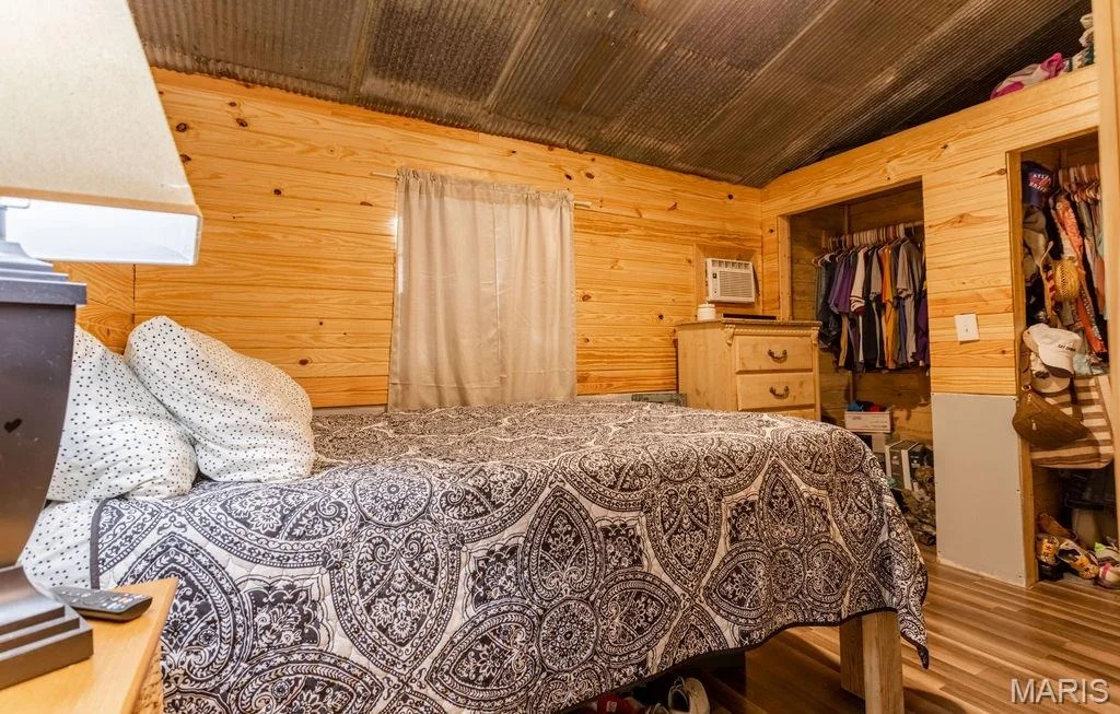 Photo of 17720 County Road 504