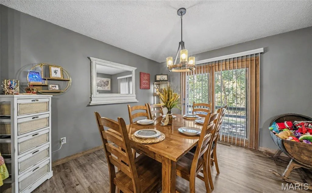 Photo of 13915 Maple Lane