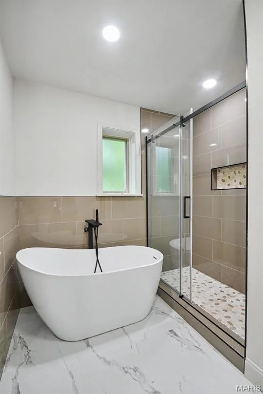 Photo of 406 Meyer Avenue