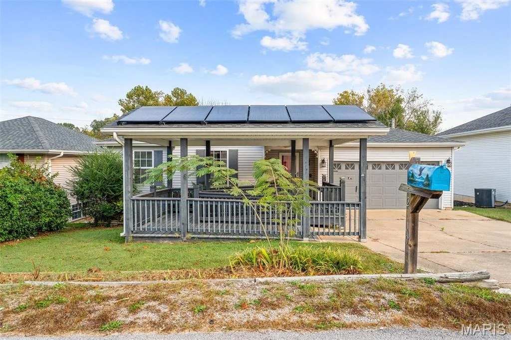 Photo of 2819 Katella Lane