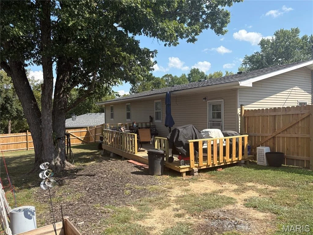 Photo of 1106 W Acuff Street