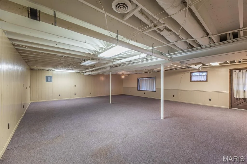 Photo of 2855 Lakeside Drive
