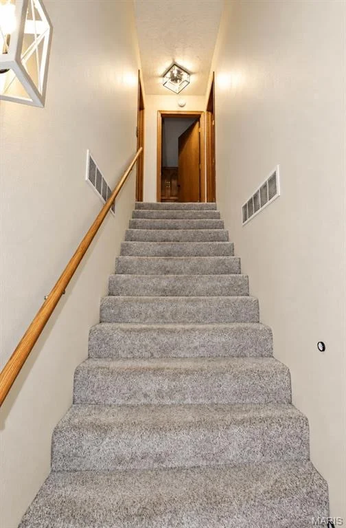 Photo of 808 Carrie Circle