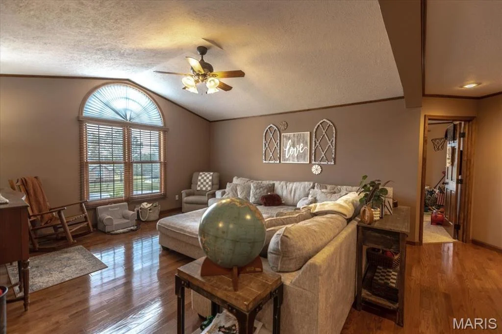 Photo of 503 Primrose Lane