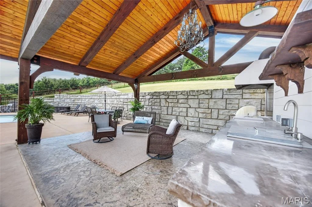 Photo of 2167 Susanna Road