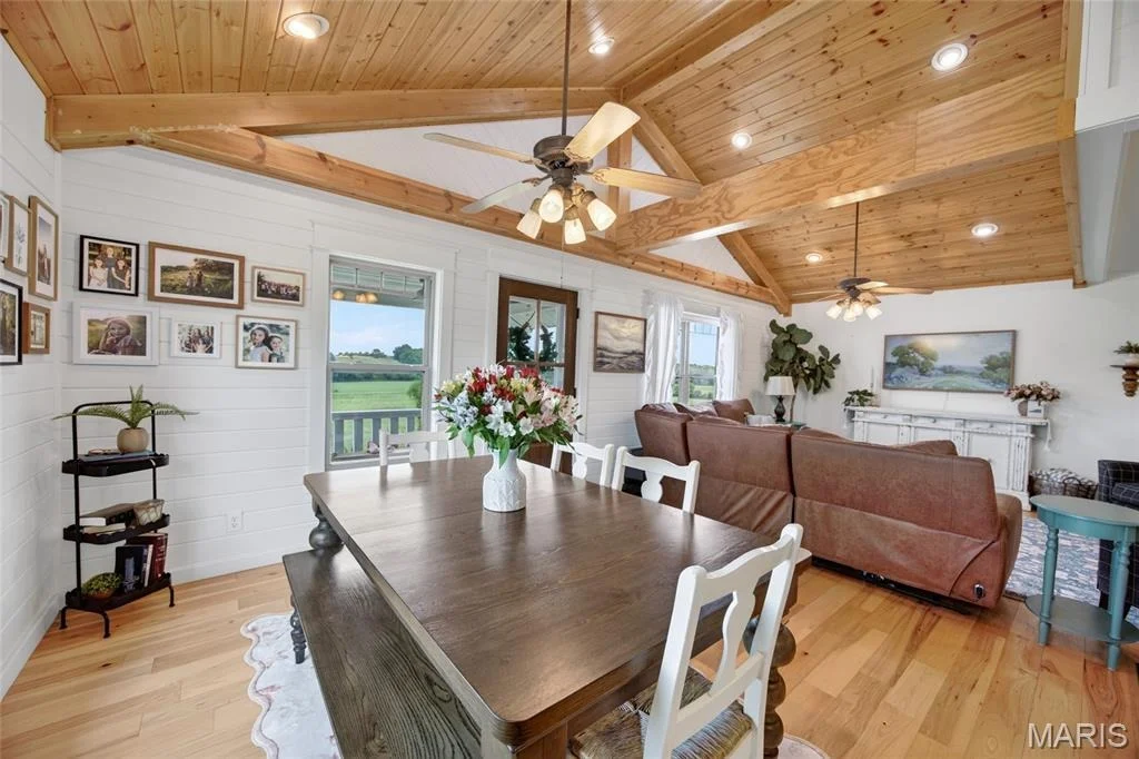 Photo of 2167 Susanna Road