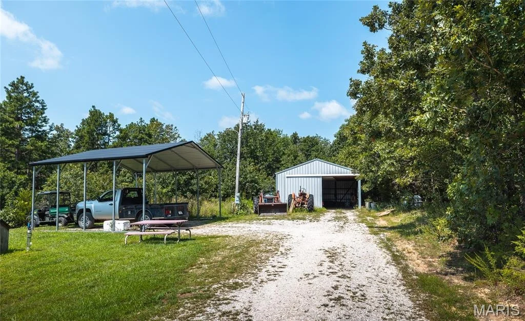 Photo of 425 County Road 6400