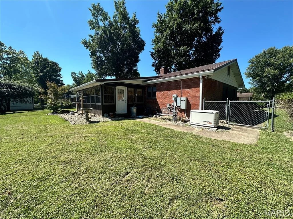 Photo of 113 Fairlane Drive