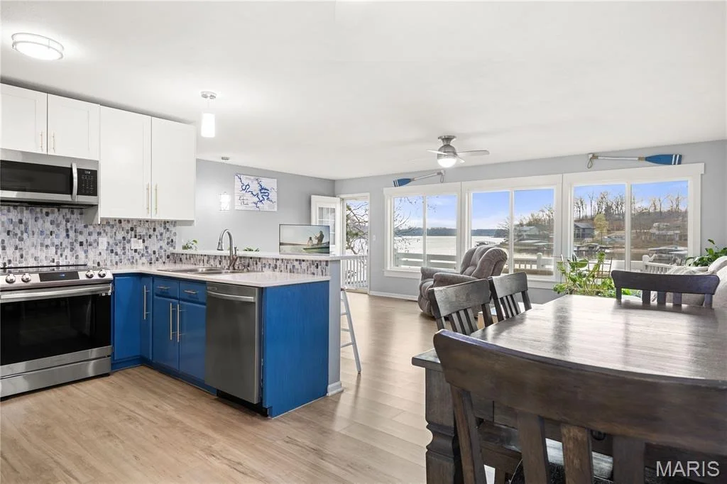 Photo of 30481 Edgeview Drive