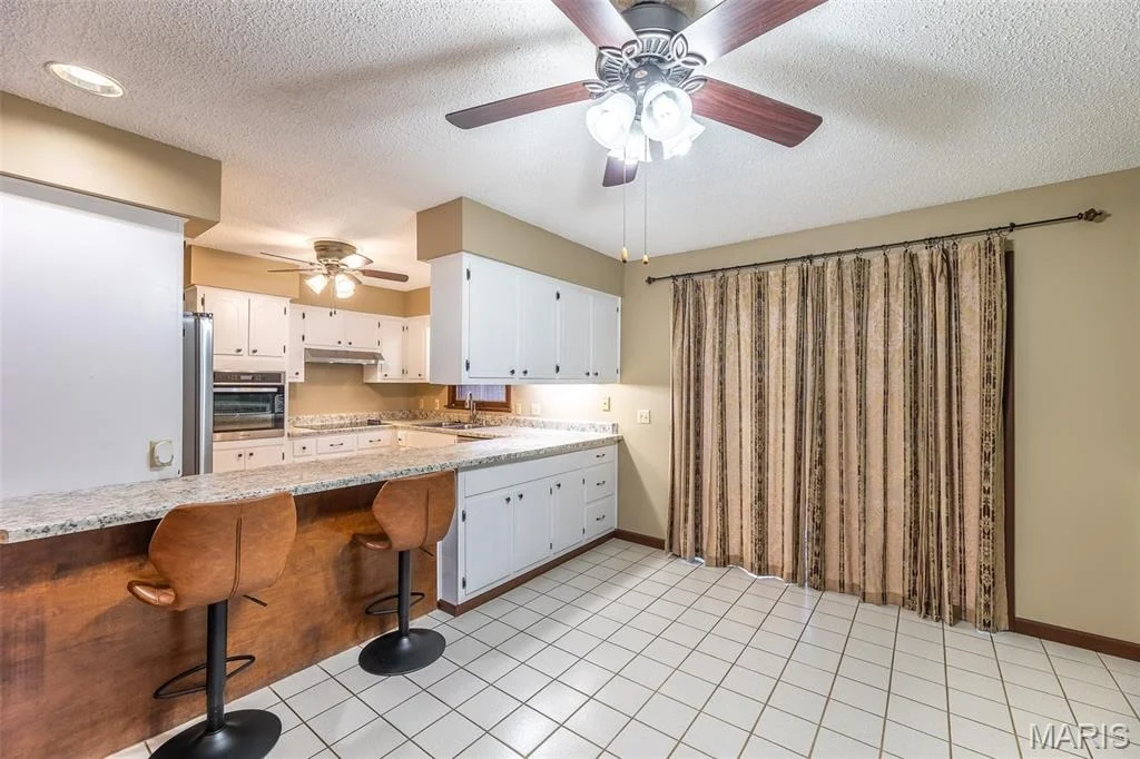Photo of 2855 Lakeside Drive