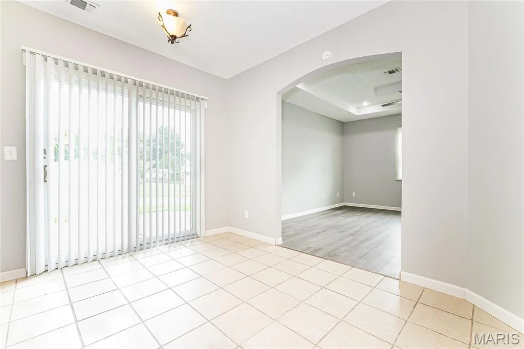 Photo of 807 N Ponca Drive