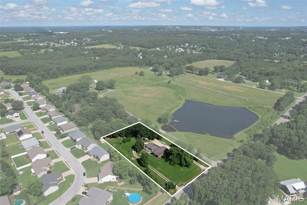 Photo of 1324 Highway O