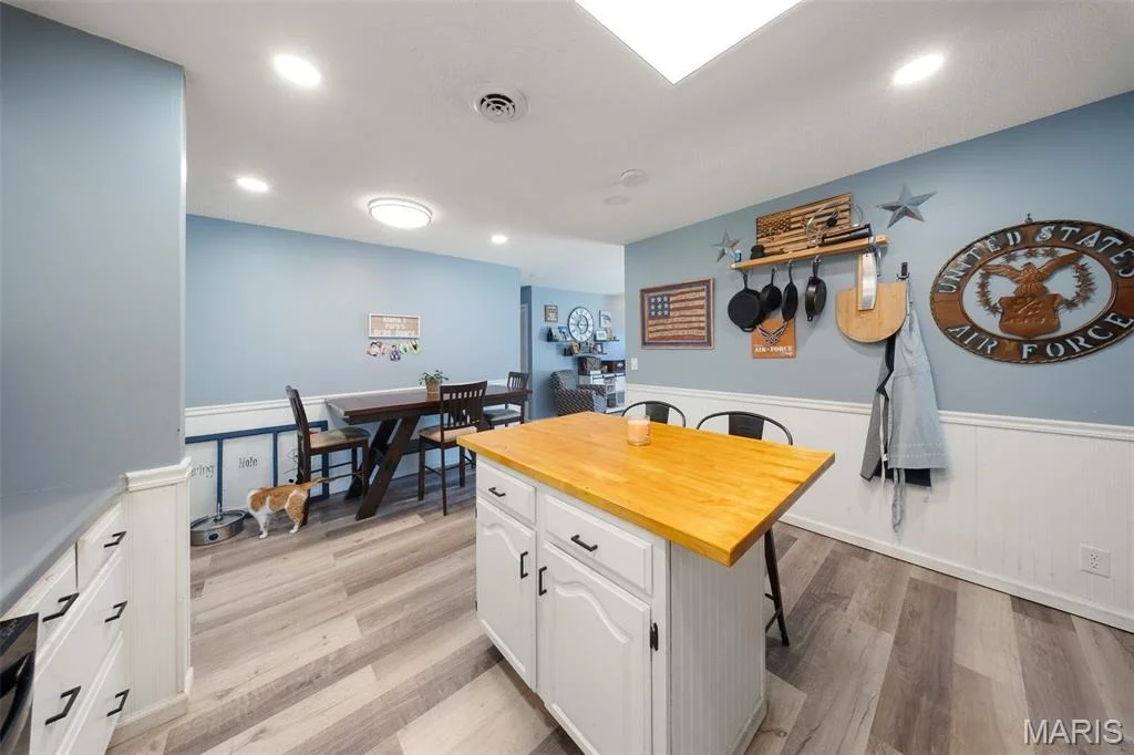 Photo of 15385 Hargis Court