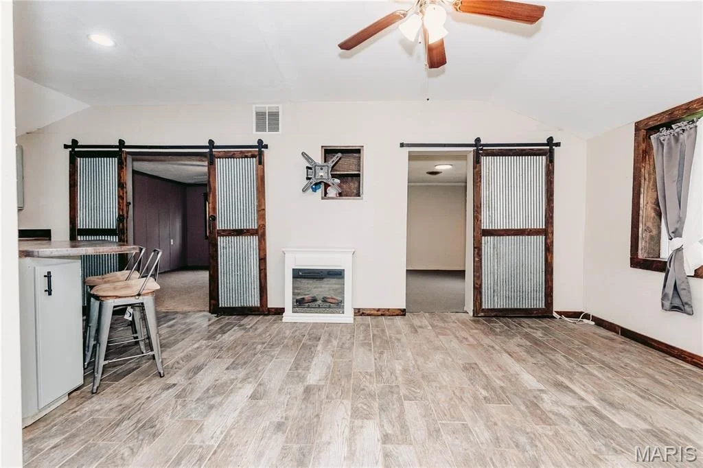Photo of 40190 Dandelion Road