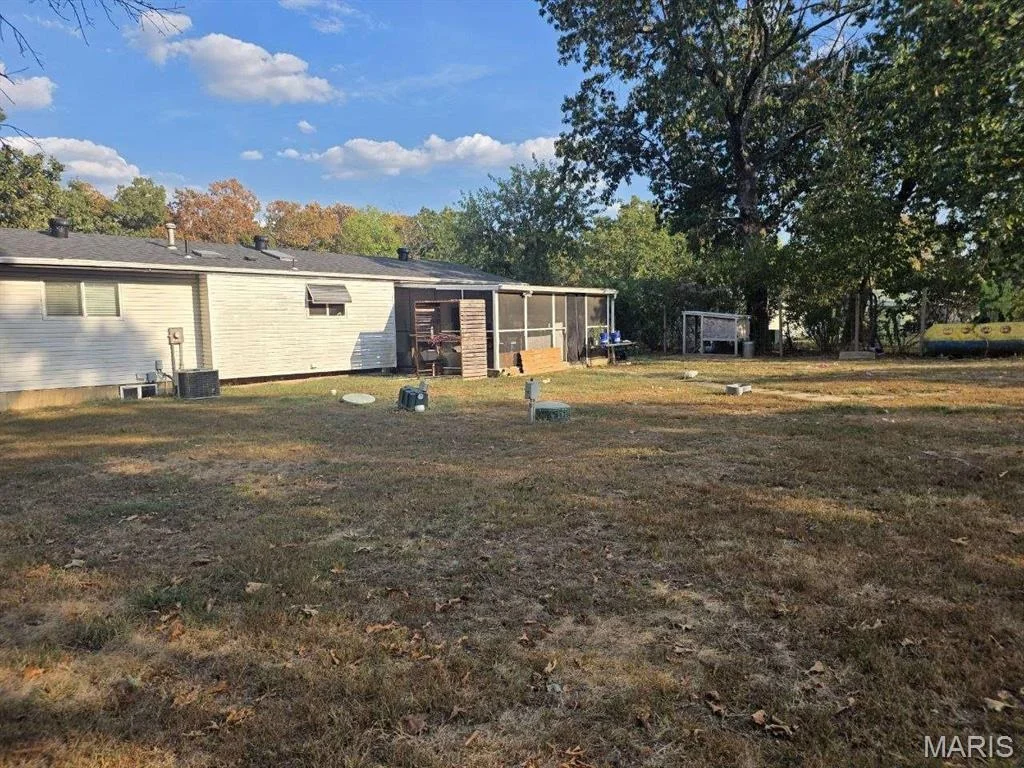 Photo of 25881 Sutherland Lane