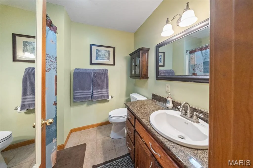 Photo of 905 Cypress Drive