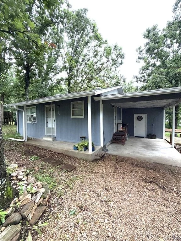 Photo of 904 Kansas Street