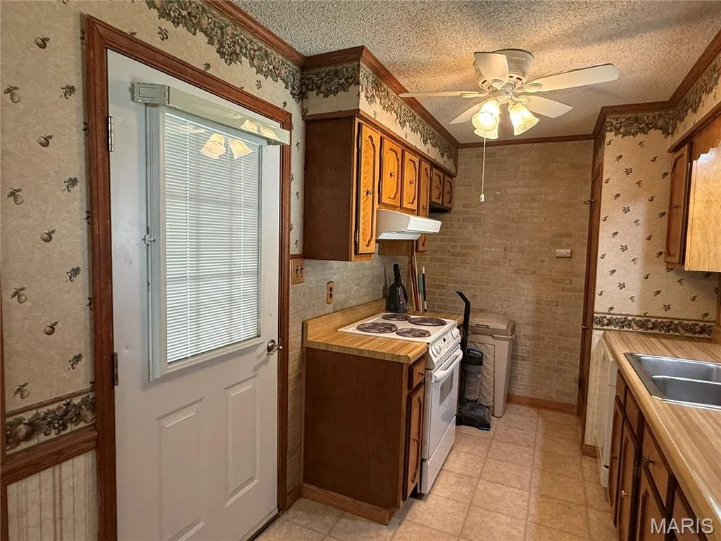 Photo of 938 Masterson Street