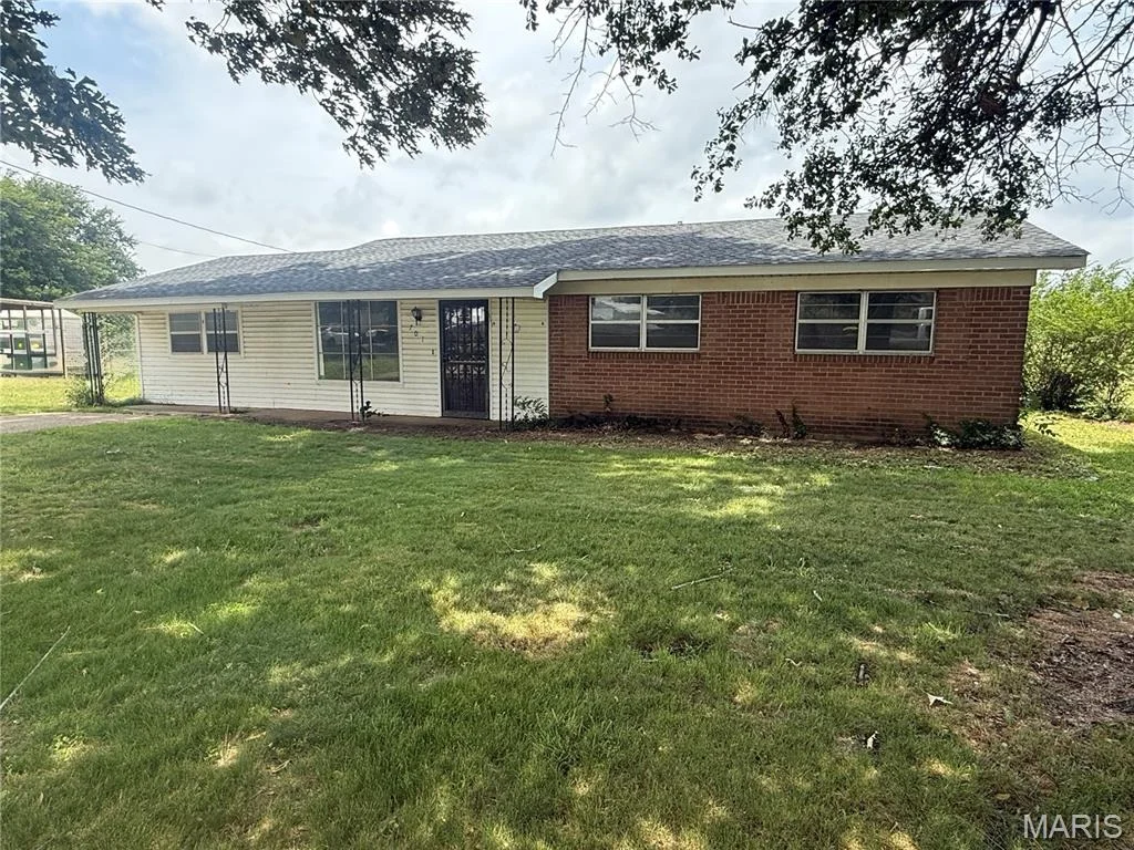 Photo of 701 Michael Street
