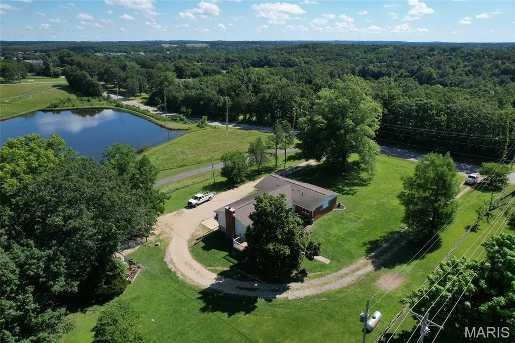 Photo of 1324 Highway O