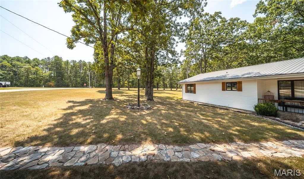 Photo of 13915 Maple Lane