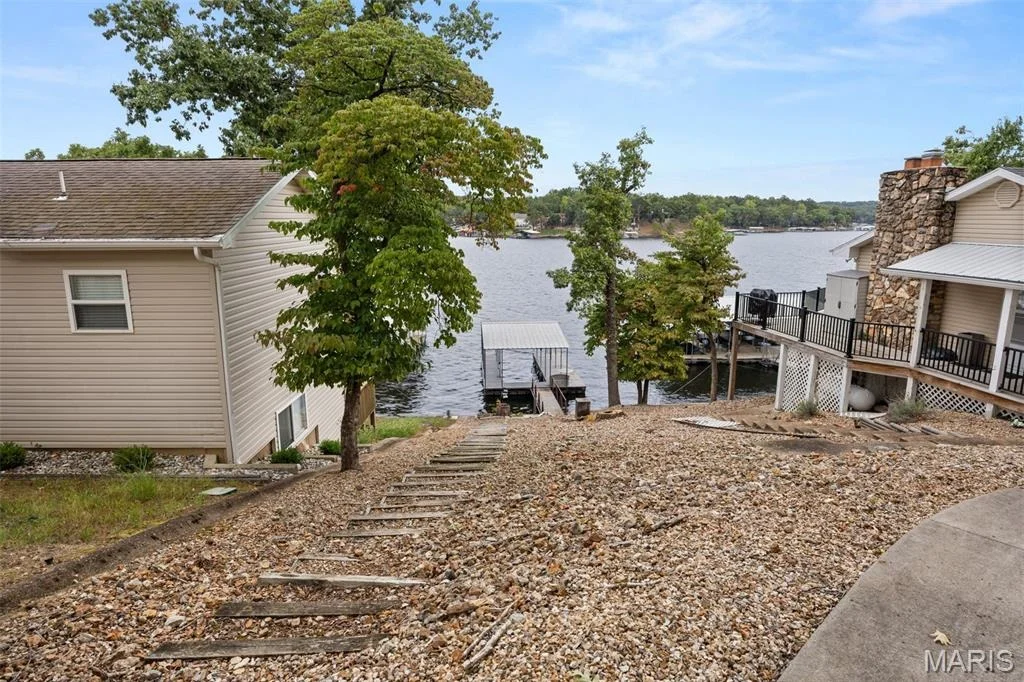 Photo of 33017 Fairglen Road