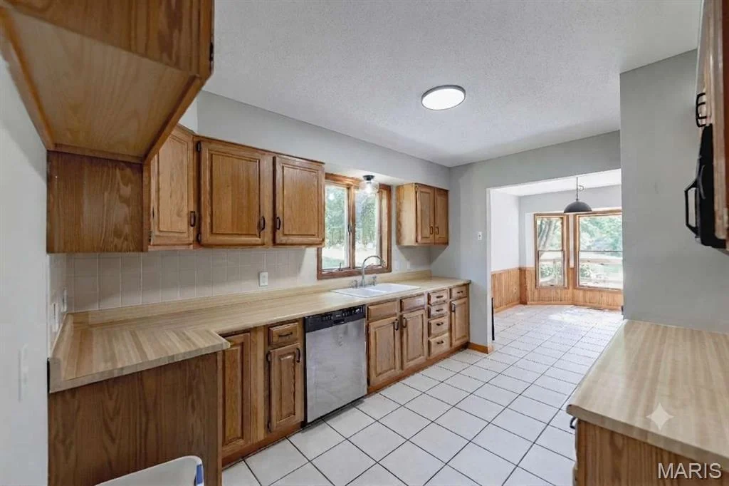 Photo of 6 Deer Creek Drive