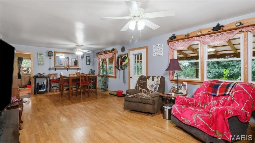 Photo of 1804 Bluebird Road