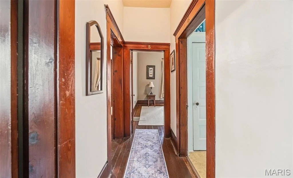Photo of 104 W 3rd Street