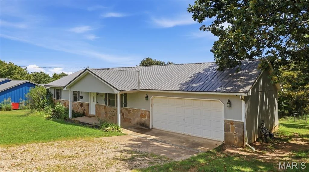 Photo of 16650 Walnut Drive