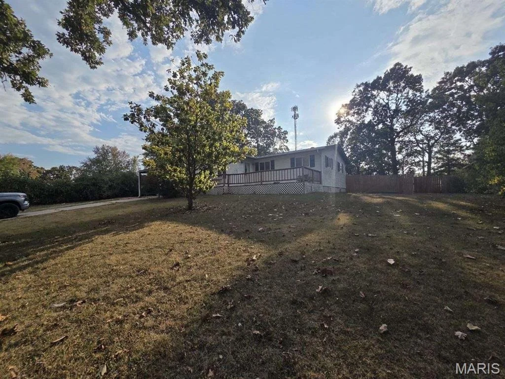 Photo of 25881 Sutherland Lane