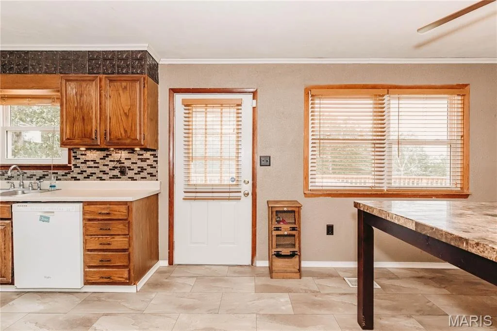 Photo of 10375 Cedar Lane