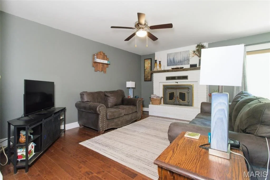 Photo of 11004 Western Road