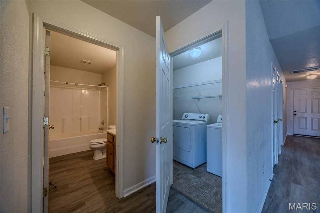 Photo of Unit B at 20955 Homer Street