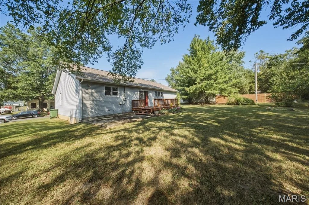 Photo of 300 Greentree Road