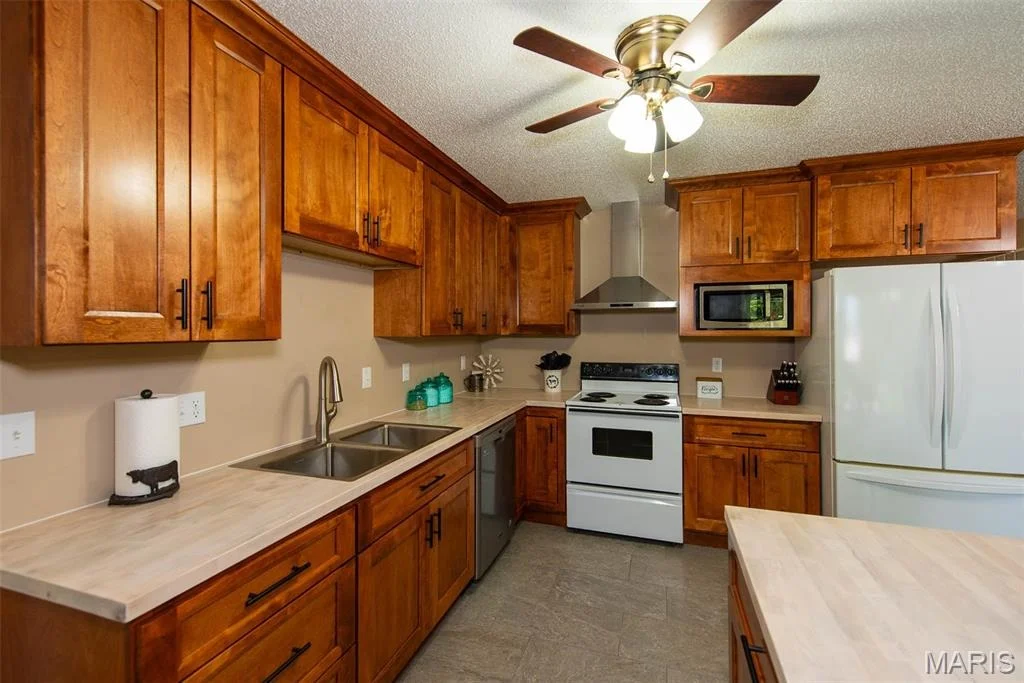 Photo of 1231 Deer Run Drive Drive