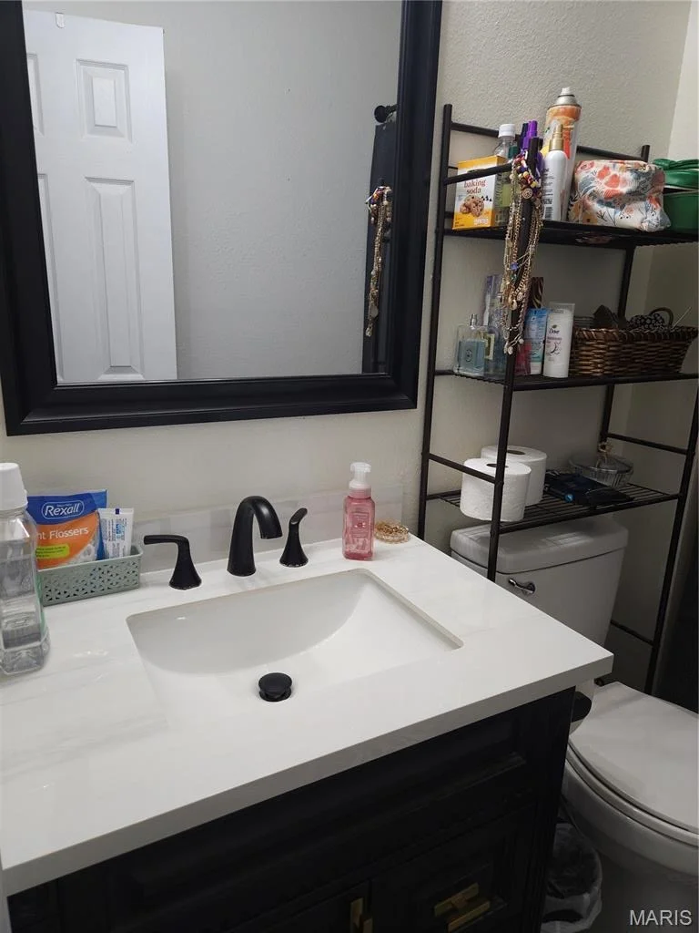 Photo of 525 Skyview Drive