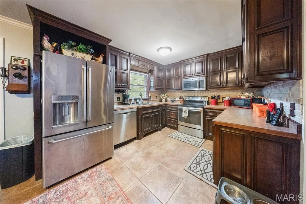 Photo of 435 Forest Lane