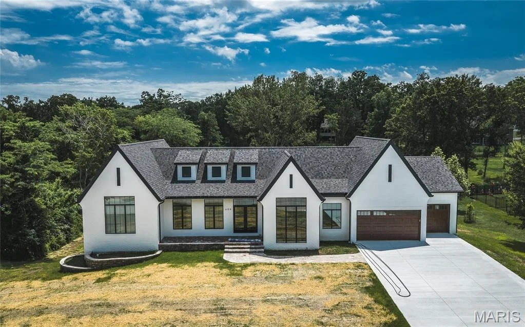 Photo of 604 Winchester Drive