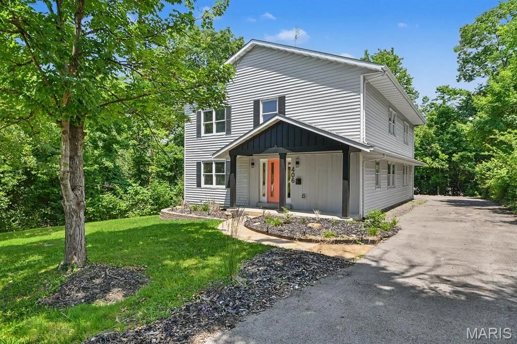 Photo of 406 Meyer Avenue