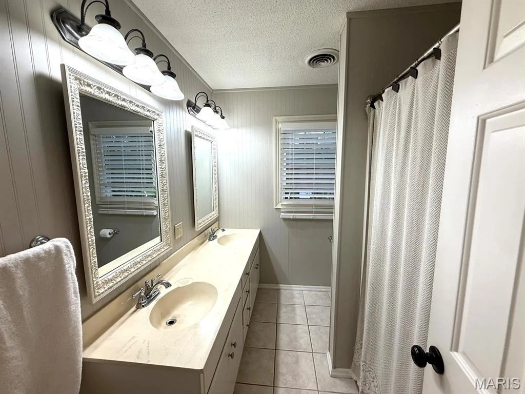 Photo of 11429 Northview Drive