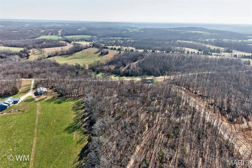 Photo of 16245 Badger Road
