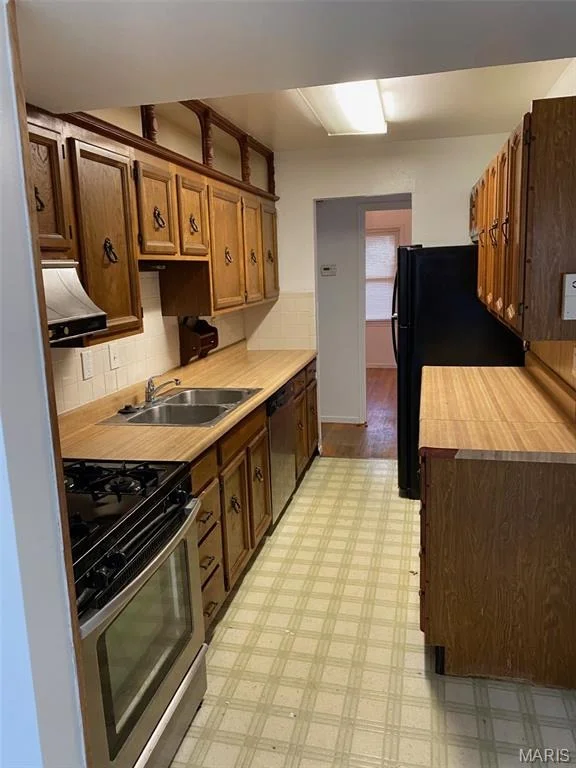 Photo of 244 Presley Drive
