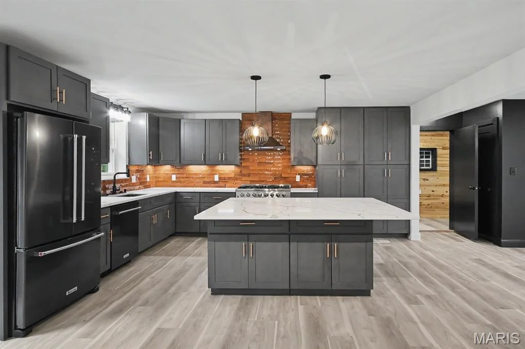 Photo of 406 Meyer Avenue