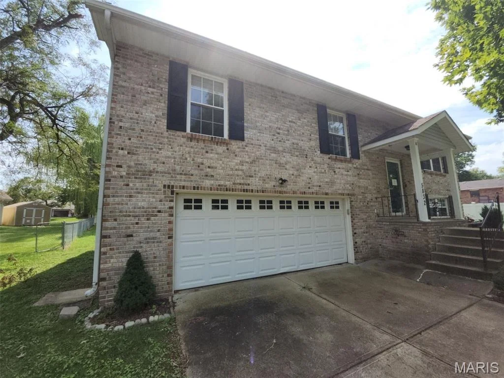 Photo of 5832 Blackberry Drive