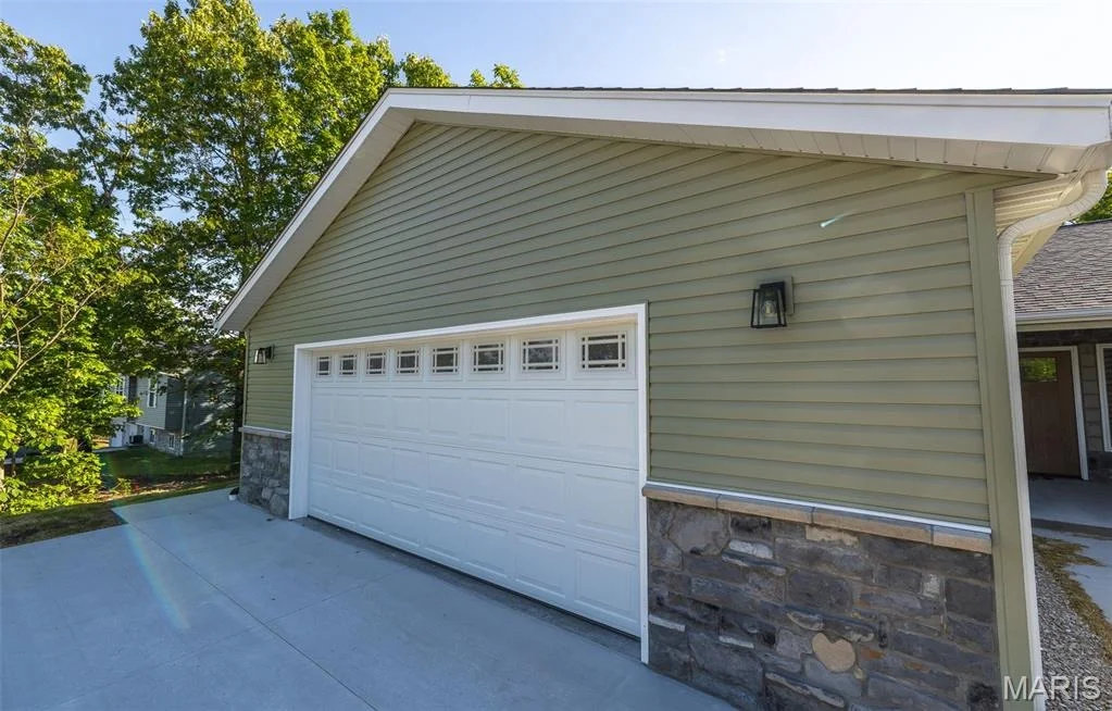 Photo of 13258 Hillview Lane