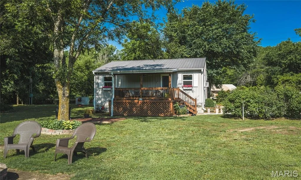 Photo of 17904 Cliff Road
