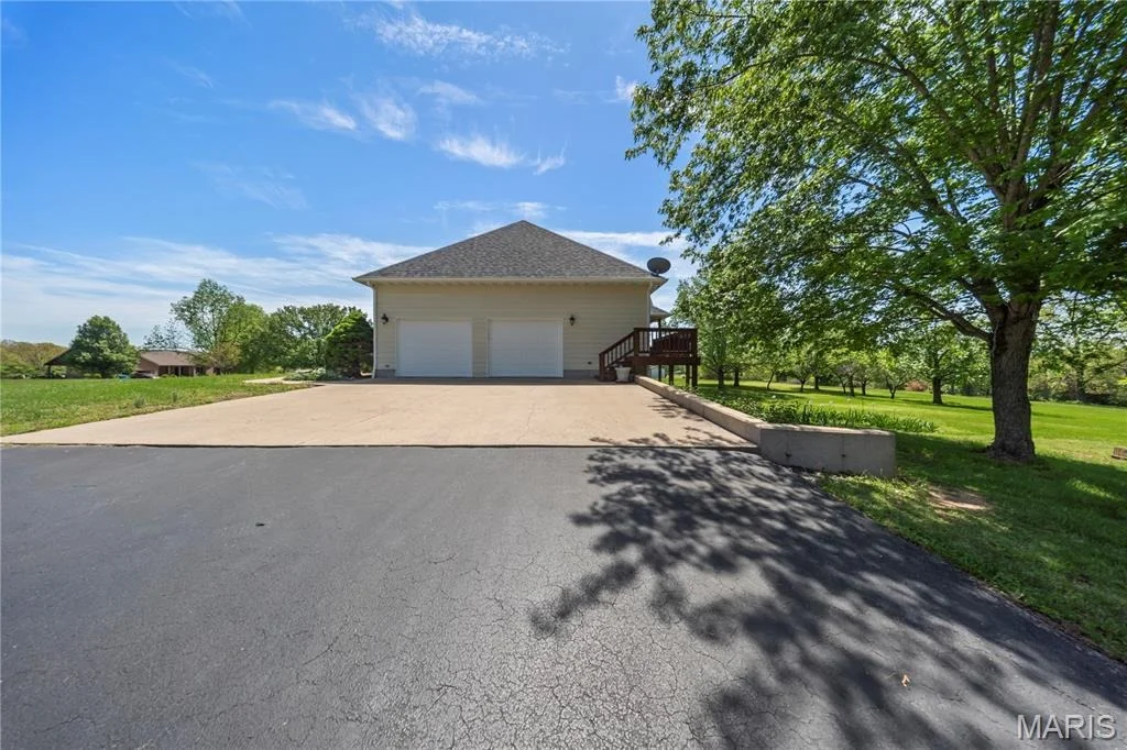 Photo of 10755 Larson Lane